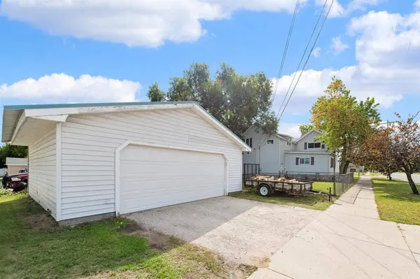 836 MAIN ST, Marinette, WI 54143