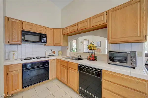 1104 Halite CT, Las Vegas, NV 89128