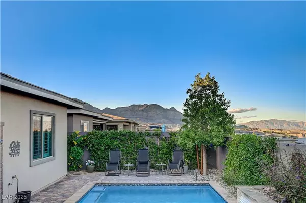 454 Point Sur AVE, Las Vegas, NV 89138