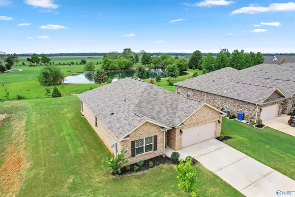 25104 Delilah Circle, Athens, AL 35613