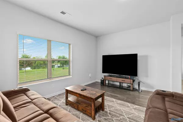 25104 Delilah Circle, Athens, AL 35613