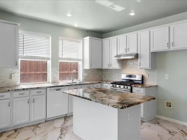 4005 Orchid Lane, Mansfield, TX 76063