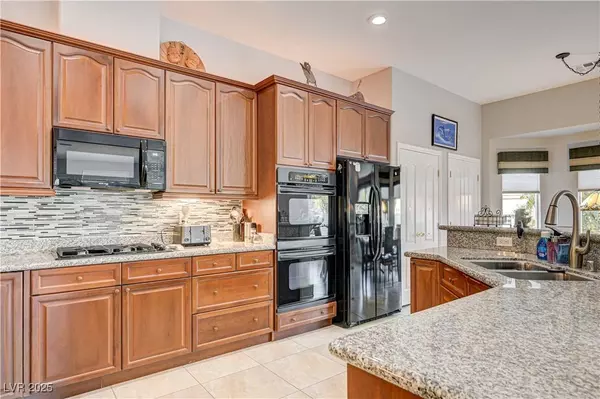 6575 Fence Jumper AVE, Las Vegas, NV 89131