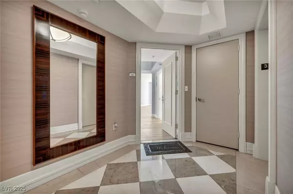 2777 Paradise RD #301, Las Vegas, NV 89109