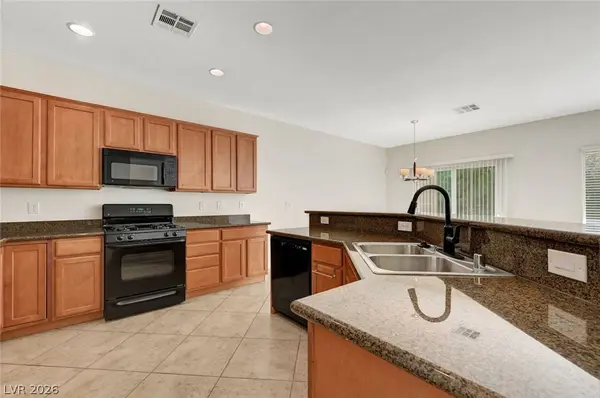 7757 Coast Jay ST, North Las Vegas, NV 89084