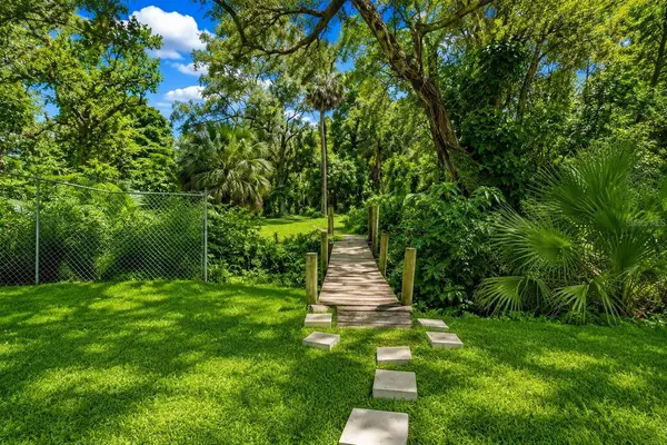 RIVERVIEW DR, Riverview, FL 33578