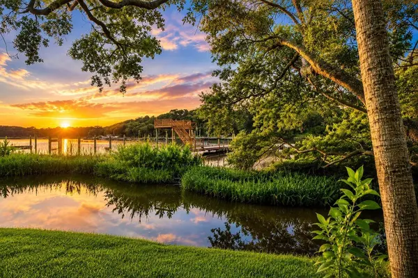 RIVERVIEW DR, Riverview, FL 33578