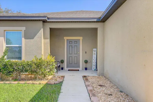 806 HIGHGATE OAKS PL, Seffner, FL 33584