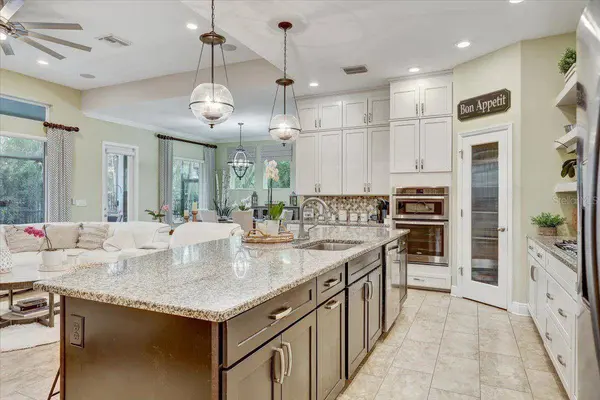 7209 MEETING HOUSE LN, Apollo Beach, FL 33572