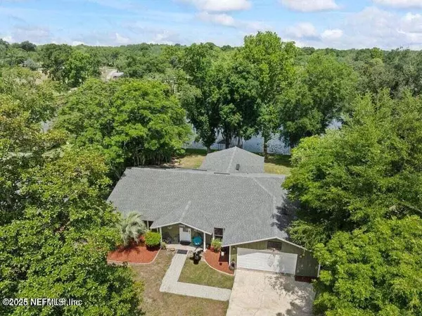 112 WESLEY RD, Green Cove Springs, FL 32043