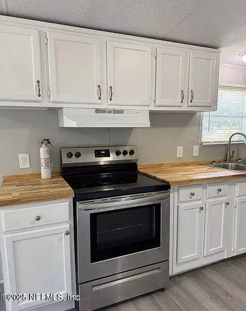 54264 SHERWOOD RD, Callahan, FL 32011