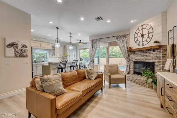 2074 Sutton WAY, Henderson, NV 89074