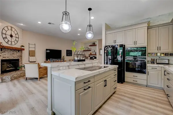 2074 Sutton WAY, Henderson, NV 89074