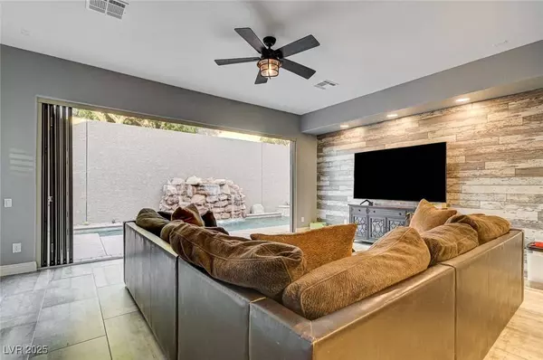 2672 Joan Of Arc ST, Henderson, NV 89044