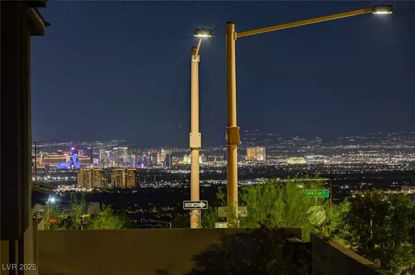 11809 Pied Harrier AVE, Las Vegas, NV 89138