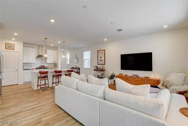 11809 Pied Harrier AVE, Las Vegas, NV 89138