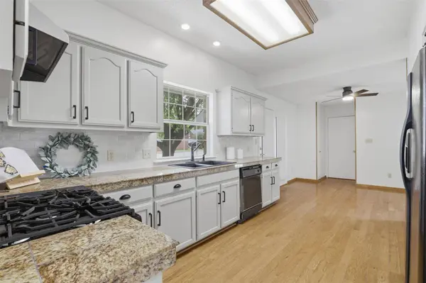 400 Split Oak DR, Pflugerville, TX 78660