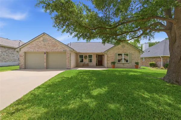 1015 Pecan Creek DR, Pflugerville, TX 78660