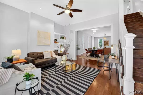 4316 Arco AVE, St Louis, MO 63110