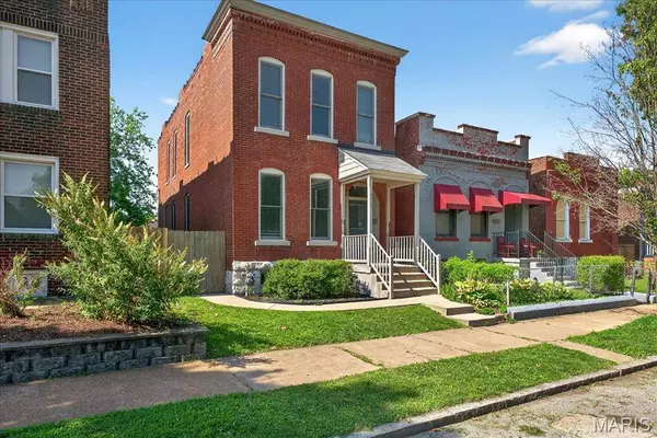 4316 Arco AVE, St Louis, MO 63110