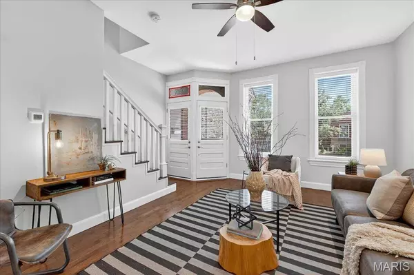 4316 Arco AVE, St Louis, MO 63110