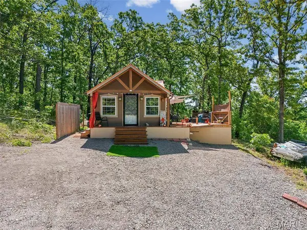 9226 Laveta DR, French Village, MO 63036