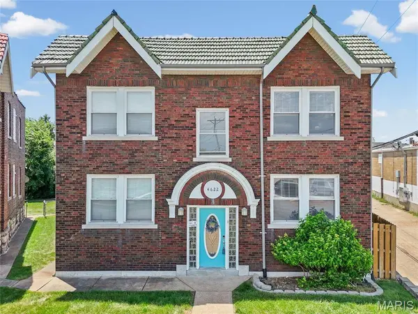 4622 Cleveland AVE, St Louis, MO 63110