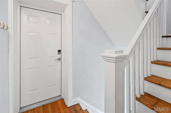 4622 Cleveland AVE, St Louis, MO 63110