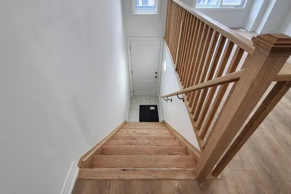 781 Kootenay PATH, Oshawa, ON L1H 6R3