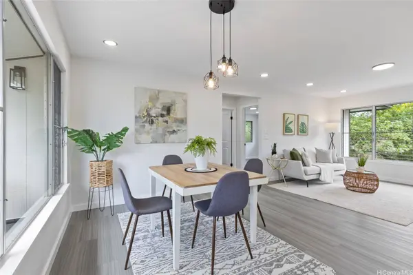 232 Kihapai ST #A, Kailua, HI 96734