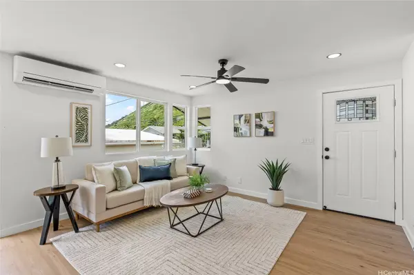 907 Ahuwale ST, Honolulu, HI 96821