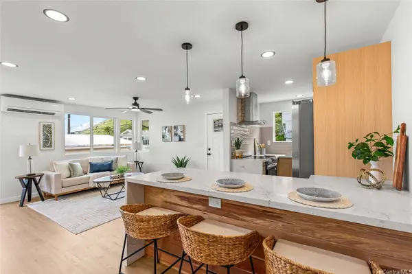 907 Ahuwale ST, Honolulu, HI 96821