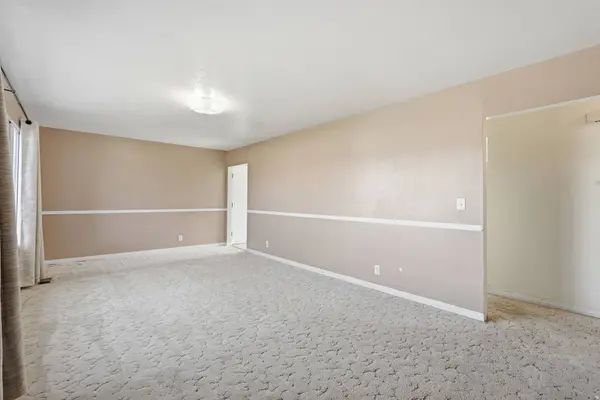 515 GLENWOOD DR, Hyrum, UT 84319