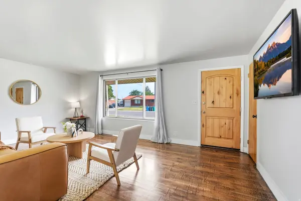762 ANDERSON AVE, Hyrum, UT 84319