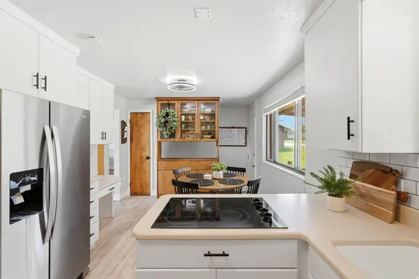 762 ANDERSON AVE, Hyrum, UT 84319