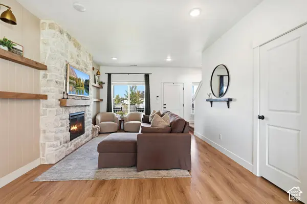 698 E 600 S, Hyrum, UT 84319