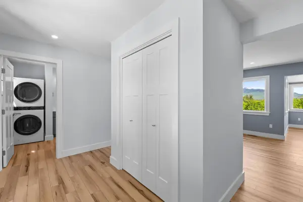 673 Page Hill RD, Tamworth, NH 03886