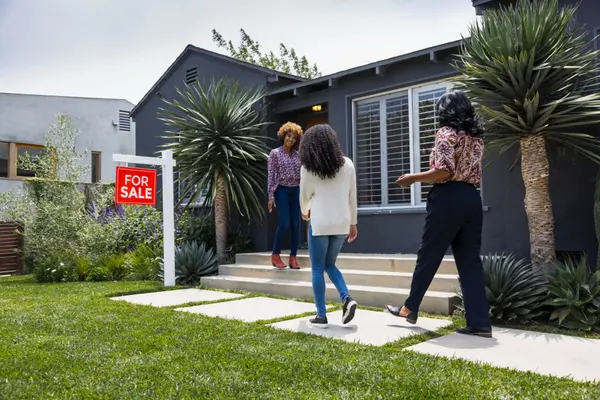 Using Retirement Savings for Your First Home: Tips & Insights,Bernadette Vaszily