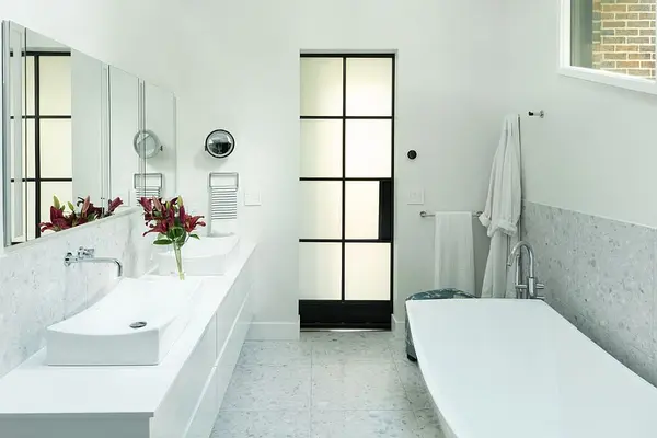 Staging Luxury Listings in Costa Mesa, CA: Tips to Maximize Profit and Minimize Time on Market,Bernadette Vaszily