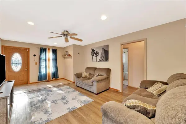 141 N Tracy ST, Wichita, KS 67212