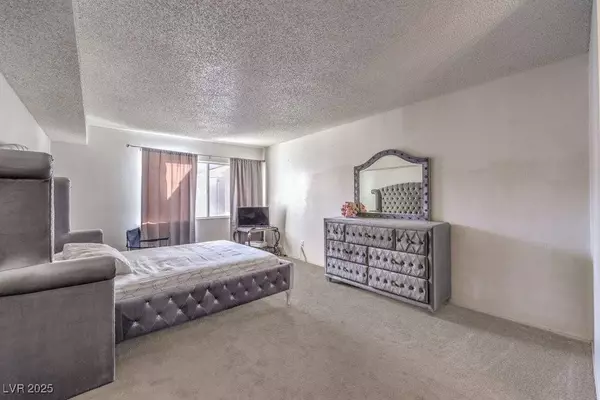 1405 Vegas Valley DR #392, Las Vegas, NV 89169