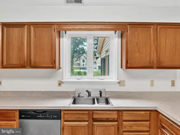 1406 E UPLAND DR, Salisbury, MD 21801