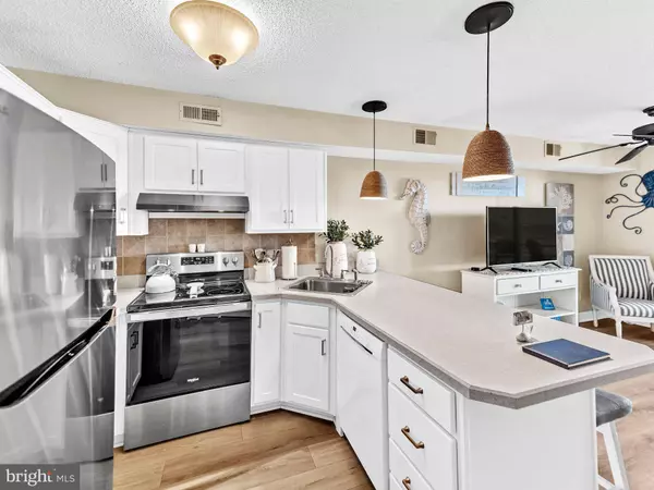 204 33RD ST #40201, Ocean City, MD 21842