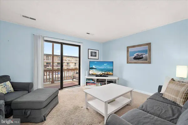 170 CAPTAINS QUARTERS RD #204, Ocean City, MD 21842