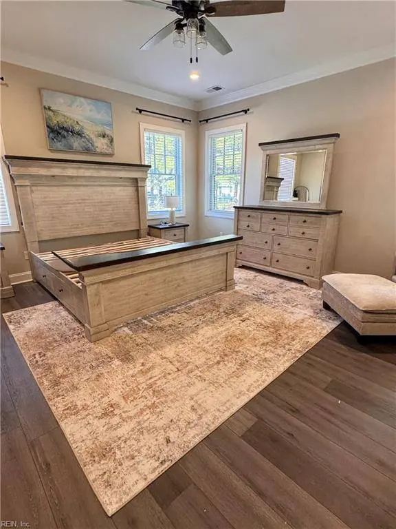 8 Seay CT, Cape Charles, VA 23310