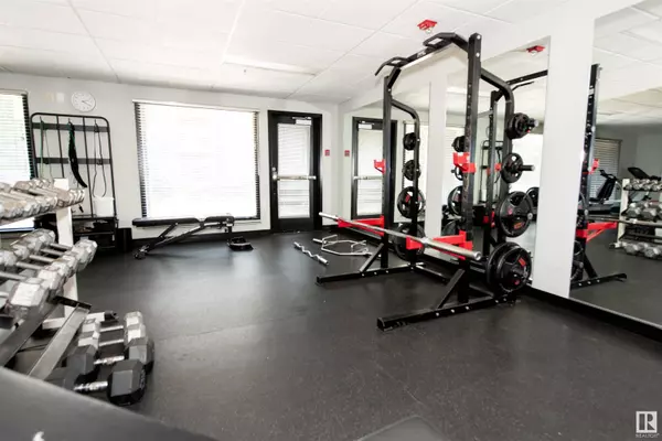 #309 10116 80 AV NW, Edmonton, AB T6E 6V7