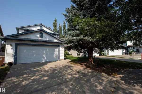 33 EASTCOTT DR, St. Albert, AB T8N 7B1