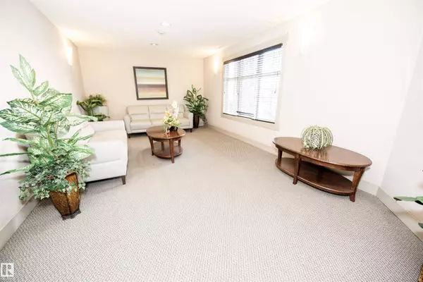 #209 16035 132 ST NW, Edmonton, AB T6V 0B4