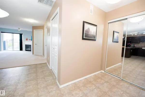 #209 16035 132 ST NW, Edmonton, AB T6V 0B4