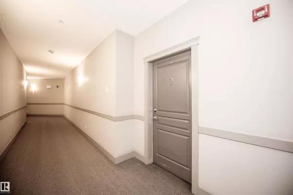 #209 16035 132 ST NW, Edmonton, AB T6V 0B4